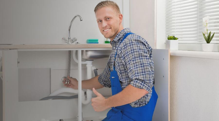 Local expert plumbing services in Warsaw, IL